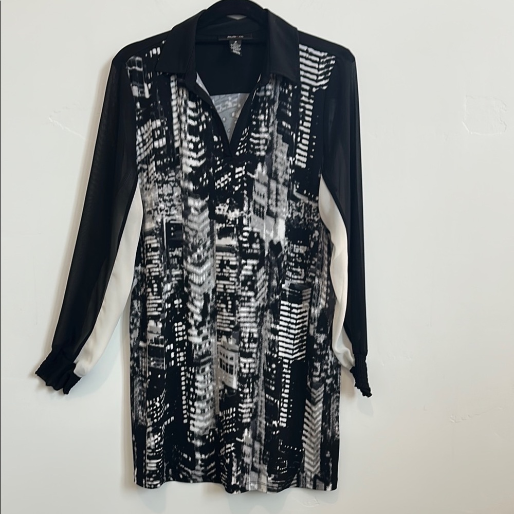 Style & Co Black/White Cityscape Tunic Dress, polo collar, sheer sleeves Medium